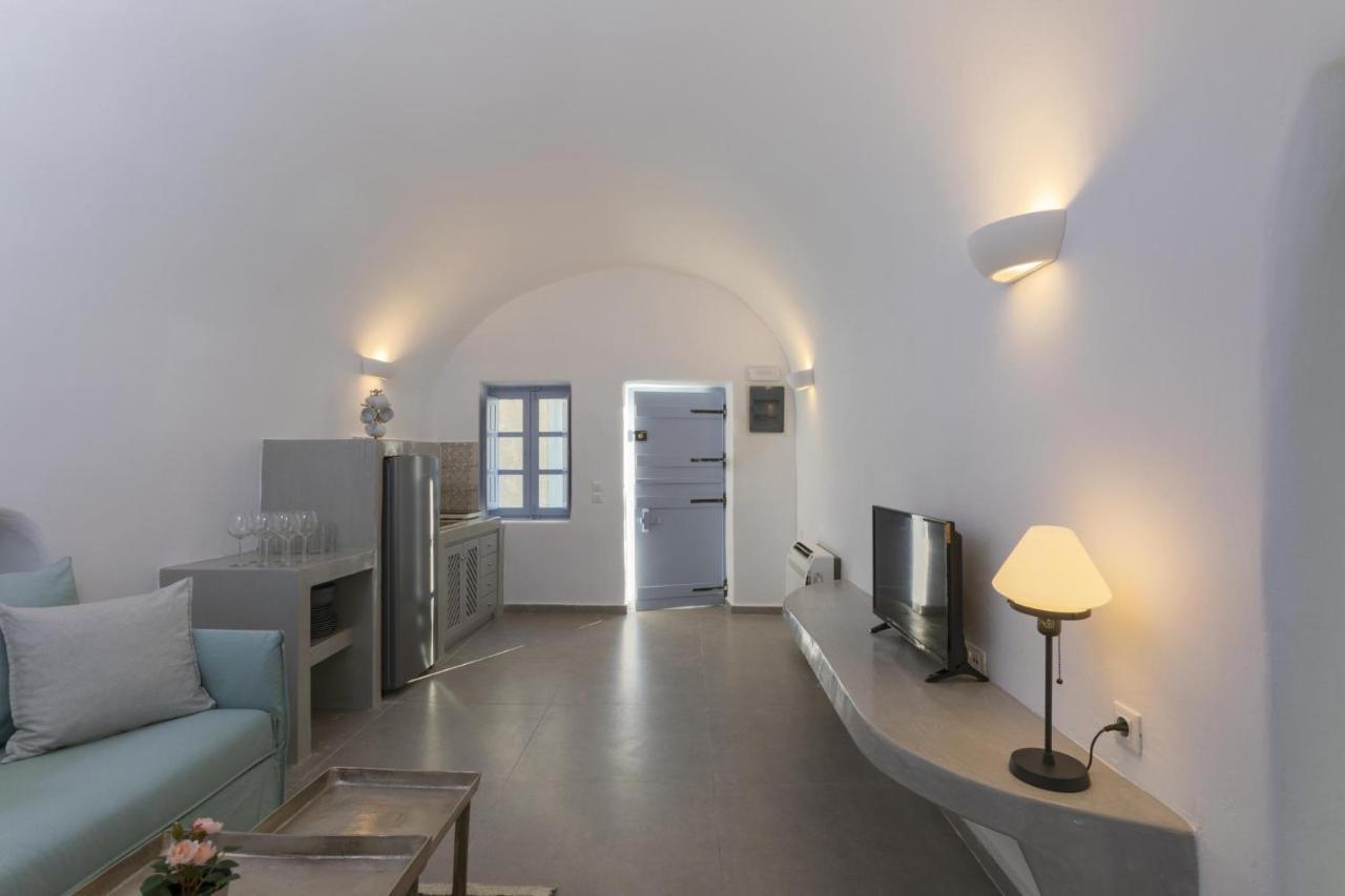 Ammoudi Sunset Cave Santorini Apartment Oia  Bagian luar foto