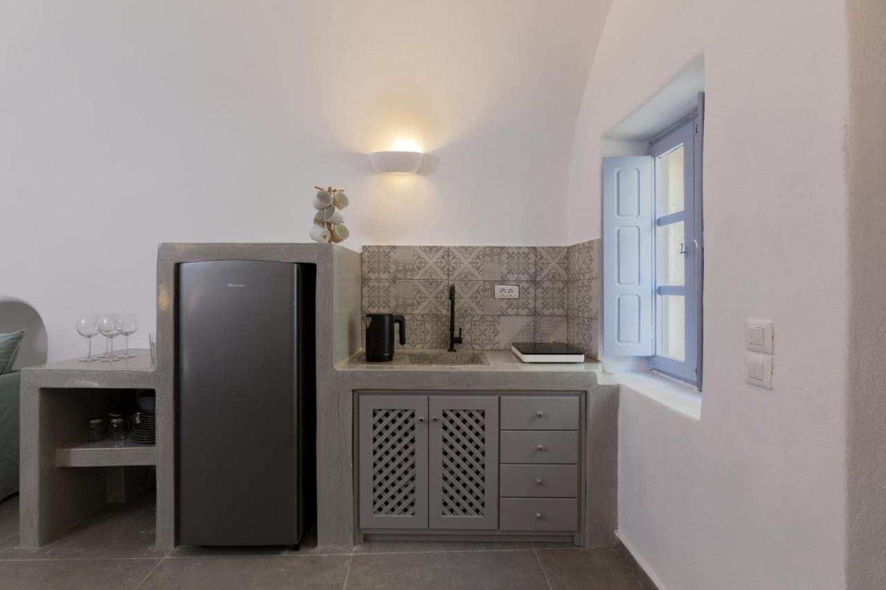 Ammoudi Sunset Cave Santorini Apartment Oia  Bagian luar foto