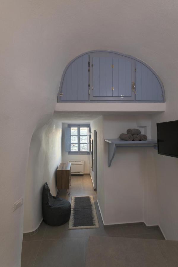 Ammoudi Sunset Cave Santorini Apartment Oia  Bagian luar foto