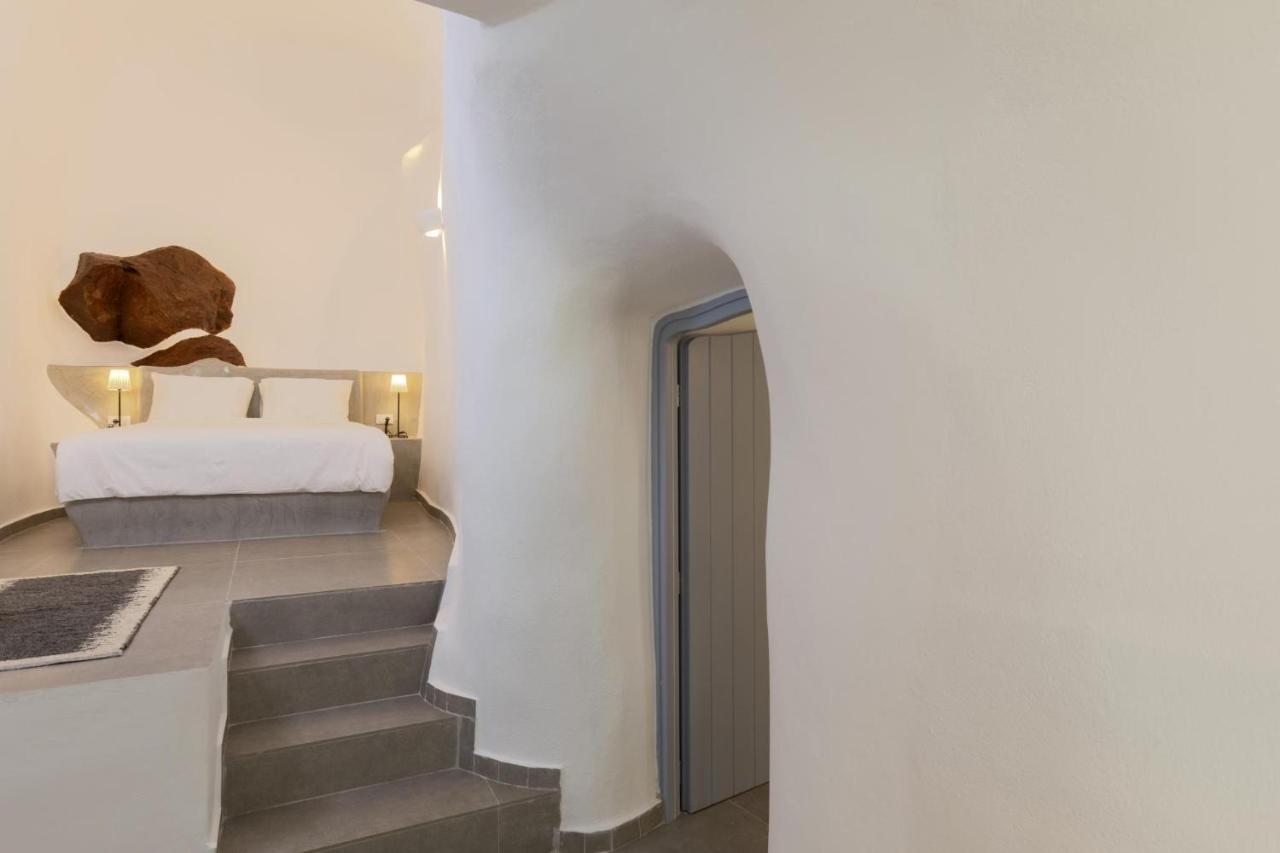 Ammoudi Sunset Cave Santorini Apartment Oia  Bagian luar foto